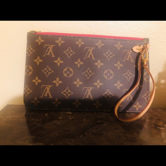 Louis vuitton - Picture 2 of 13